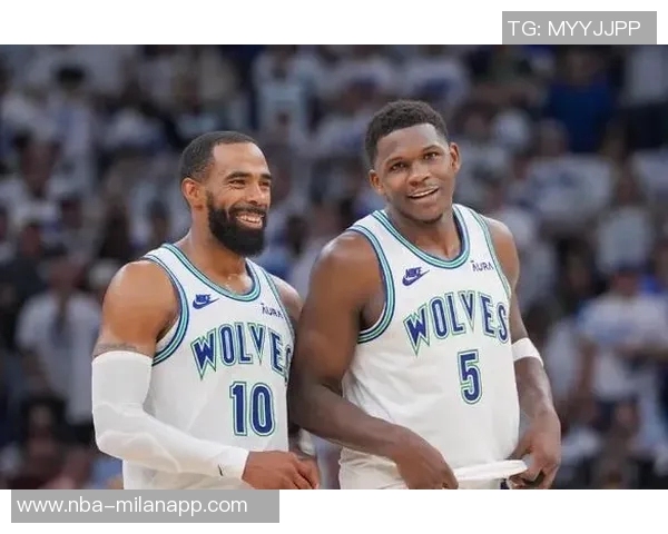 爱德华兹公开电话号码邀吧友们热情互动快来发短信吧